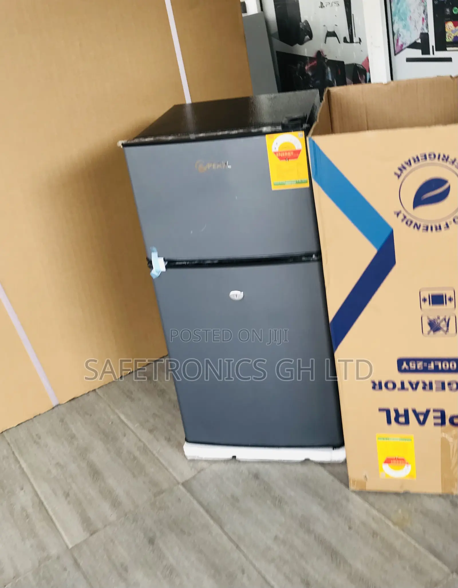 Available Black Grey Top Freezer Doubledoor 90l Tabletop