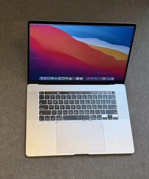 Laptop Apple MacBook Pro 2019 16GB Intel Core I7 SSD 512GB