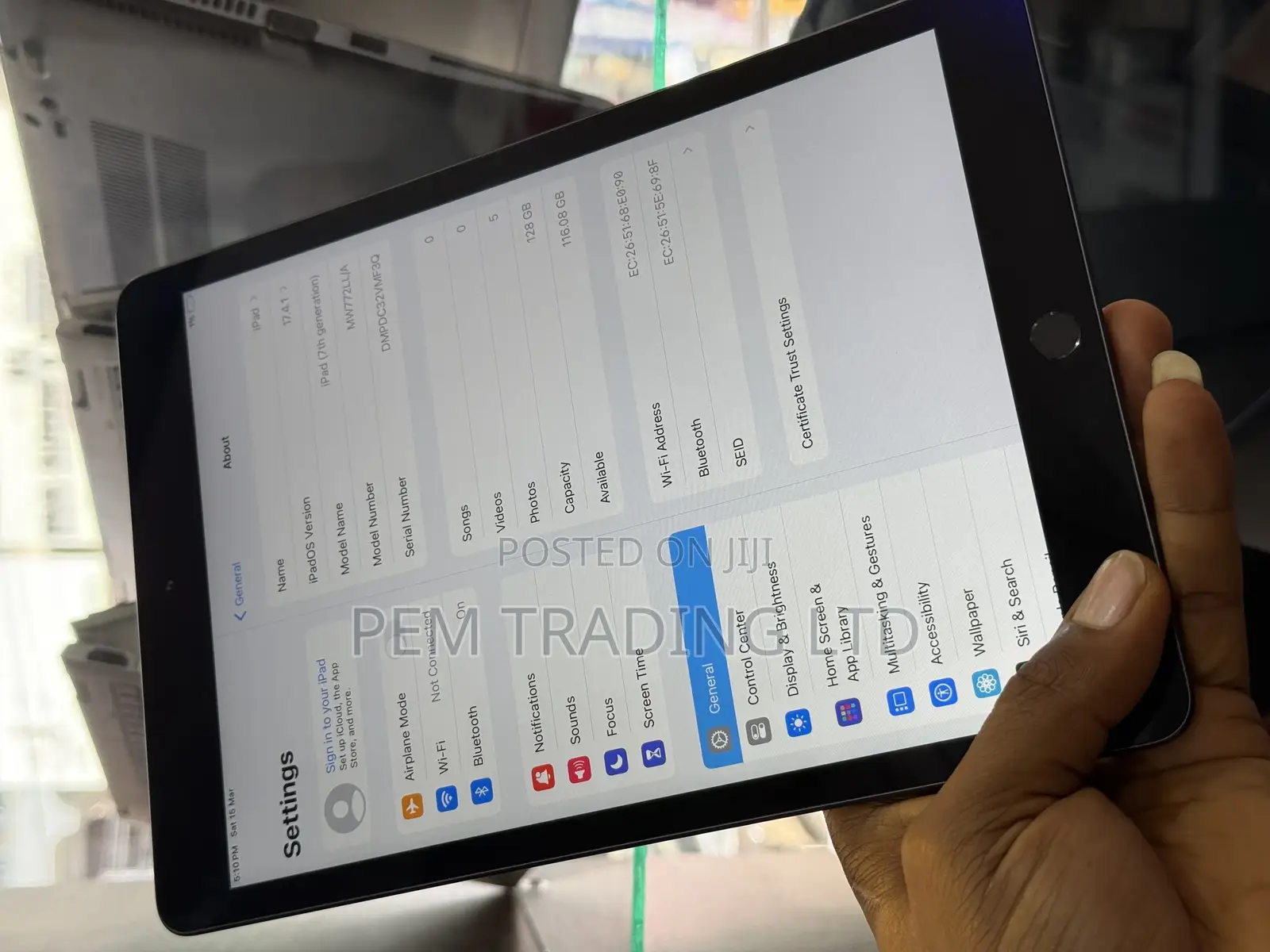 Apple iPad 10.2 (2019) 128 GB Gray