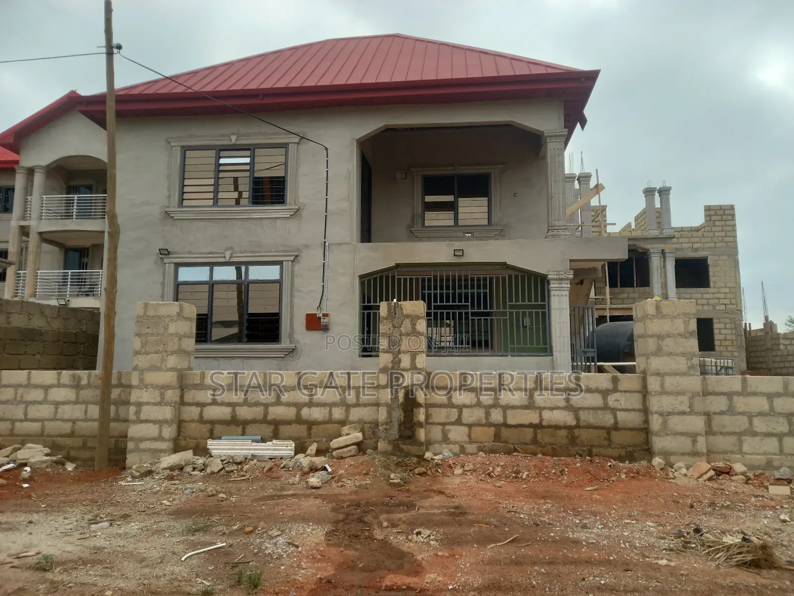 18bdrm House in Sewua Government, Kumasi Metropolitan for sale