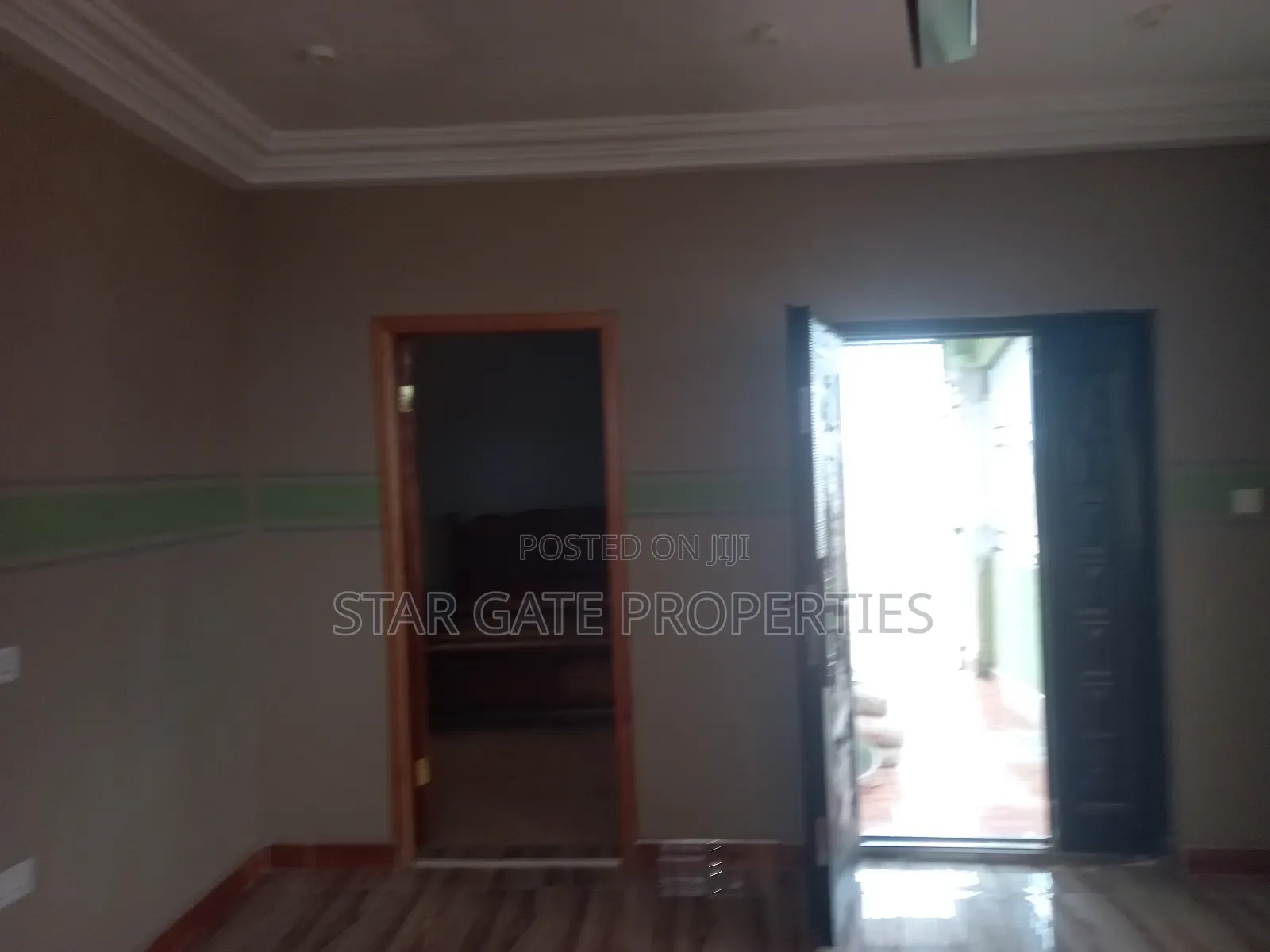18bdrm House in Sewua Government, Kumasi Metropolitan for sale