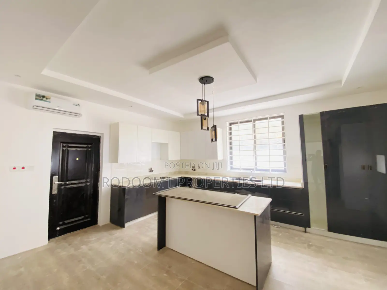 4bdrm House in East Legon Ogbojo for sale