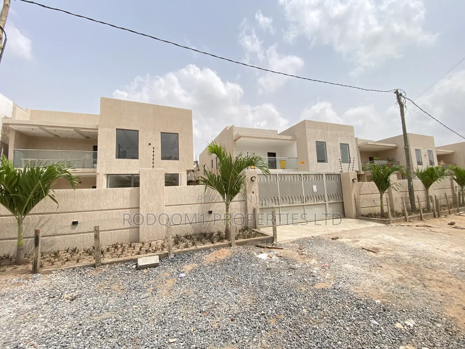 4bdrm House in East Legon Ogbojo for sale