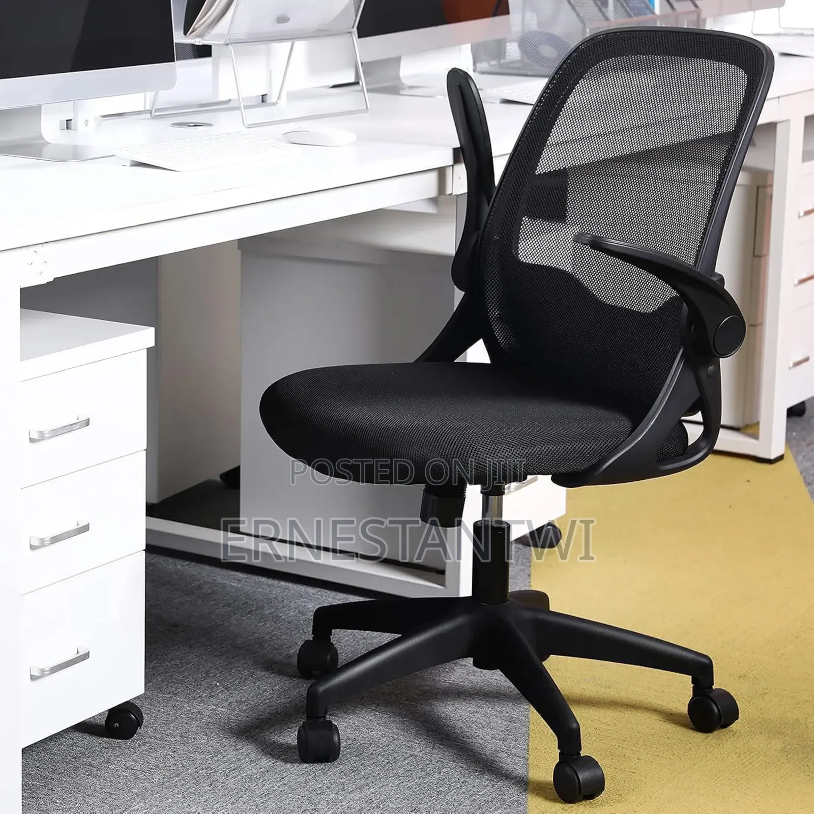 Office Chair With Foldable Armrest