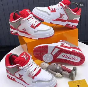 Classic Louis Vuitton Sneakers