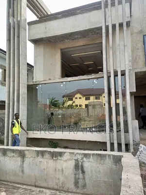 Fixed Glass Partition