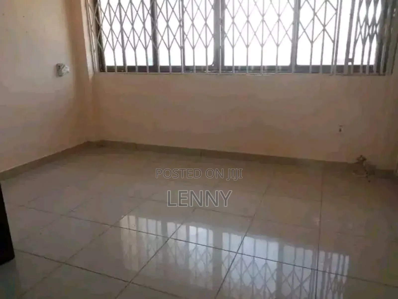 1bdrm Apartment in Kotobabi Estate, Baatsona Total for rent