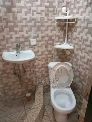 1bdrm Apartment in Kotobabi Estate, Baatsona Total for rent