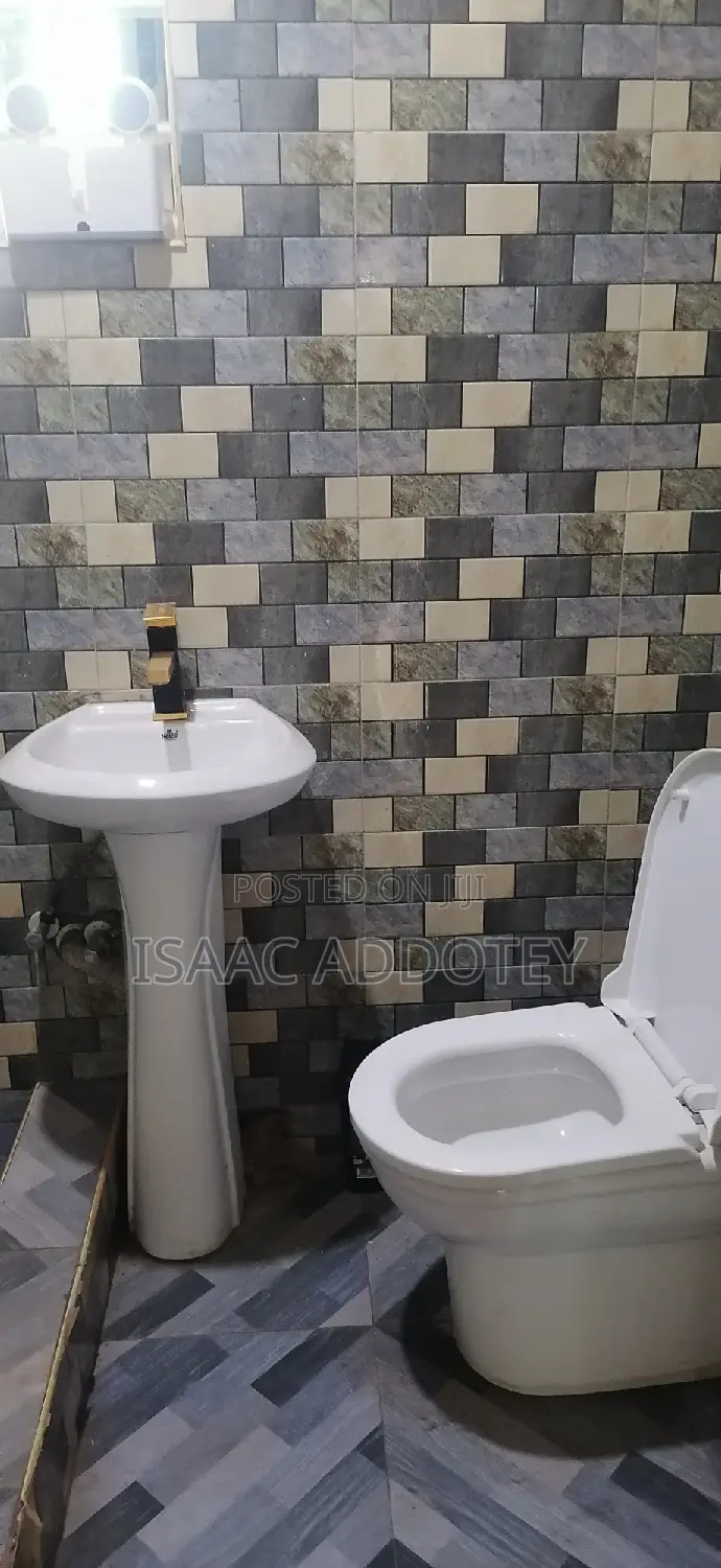 1bdrm Apartment in Spintex 18 Junction for rent
