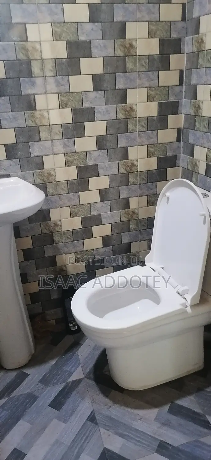 1bdrm Apartment in Spintex 18 Junction for rent
