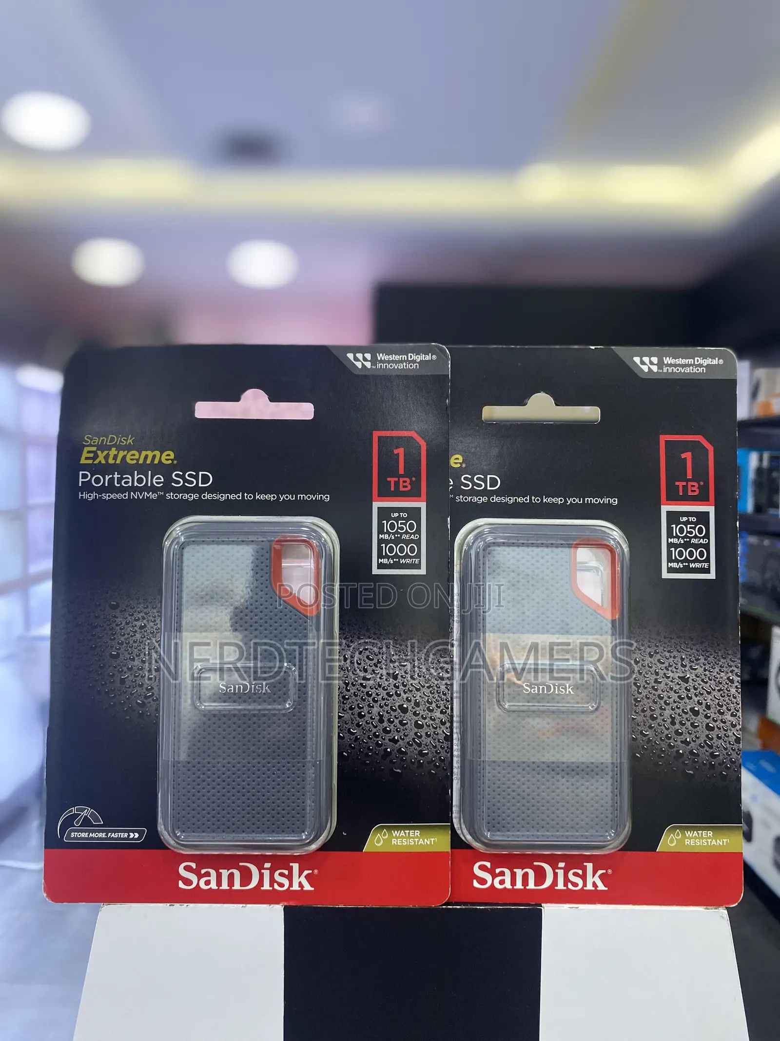 Sandisk 1tb Extreme Portable SSD V2 (Black)