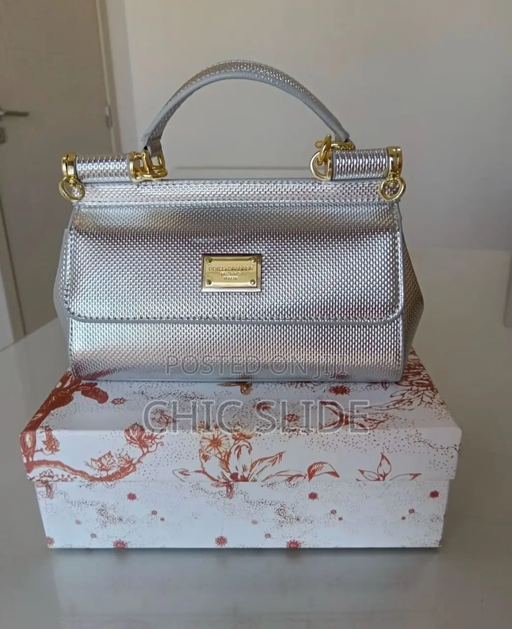 Latest D G Handbag