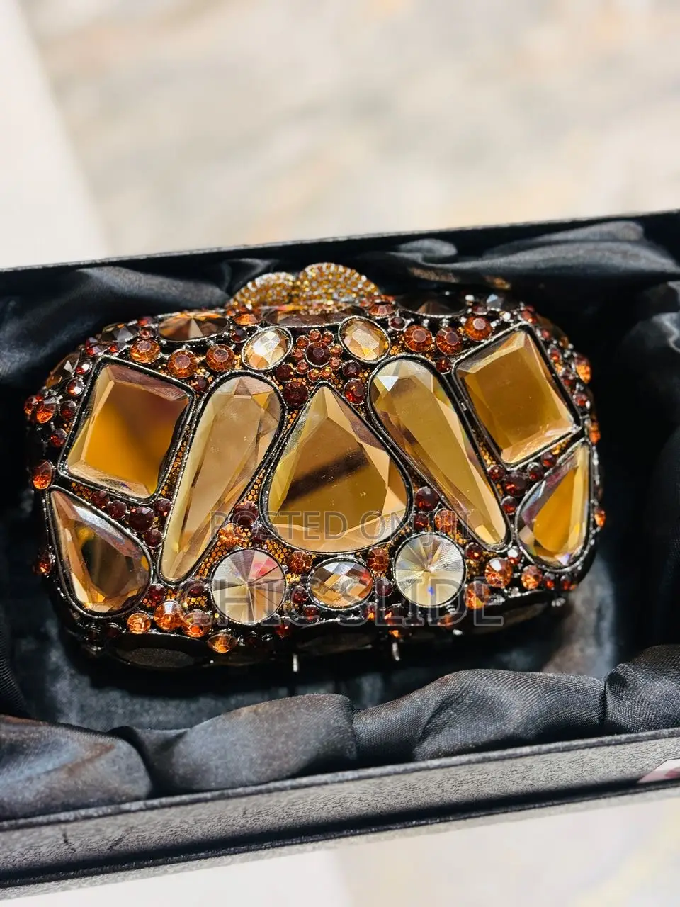 Top Notch Crystal Clutches
