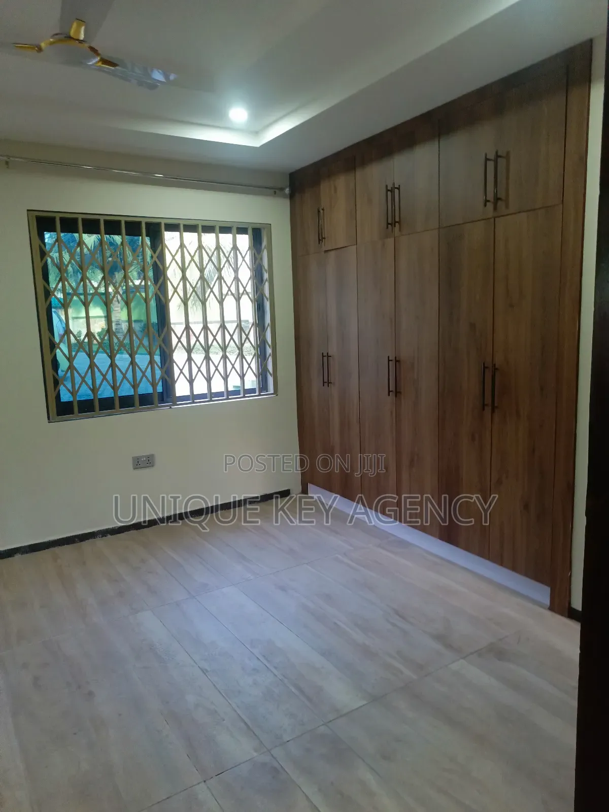 2bdrm Apartment in Unique Key Agency, West Legon for rent