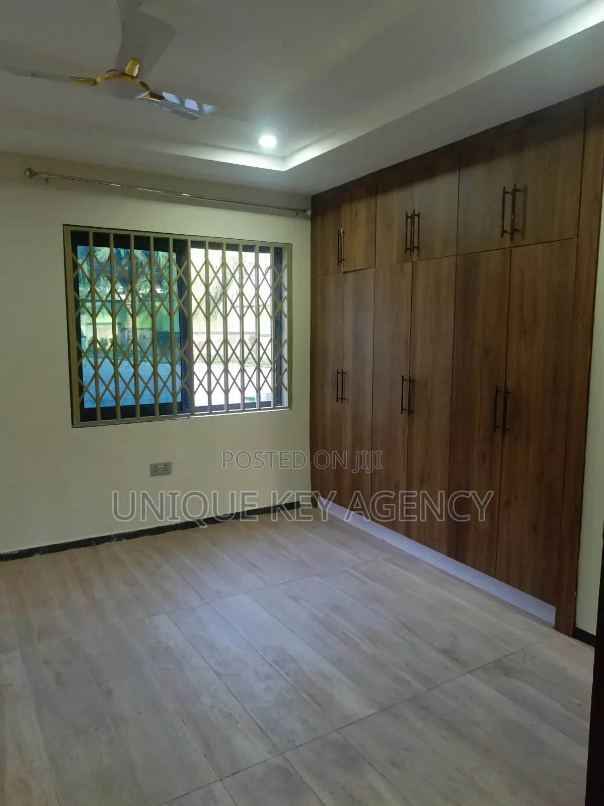 2bdrm Apartment in Unique Key Agency, West Legon for rent