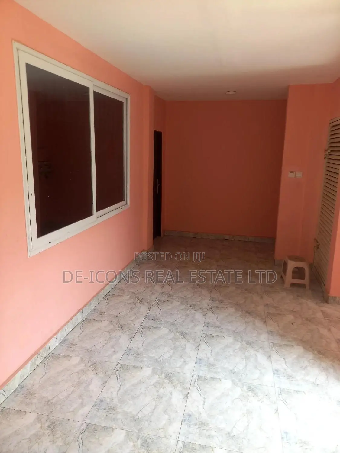 1bdrm Duplex in De-Icons Real Estate, Ga South Municipal for rent
