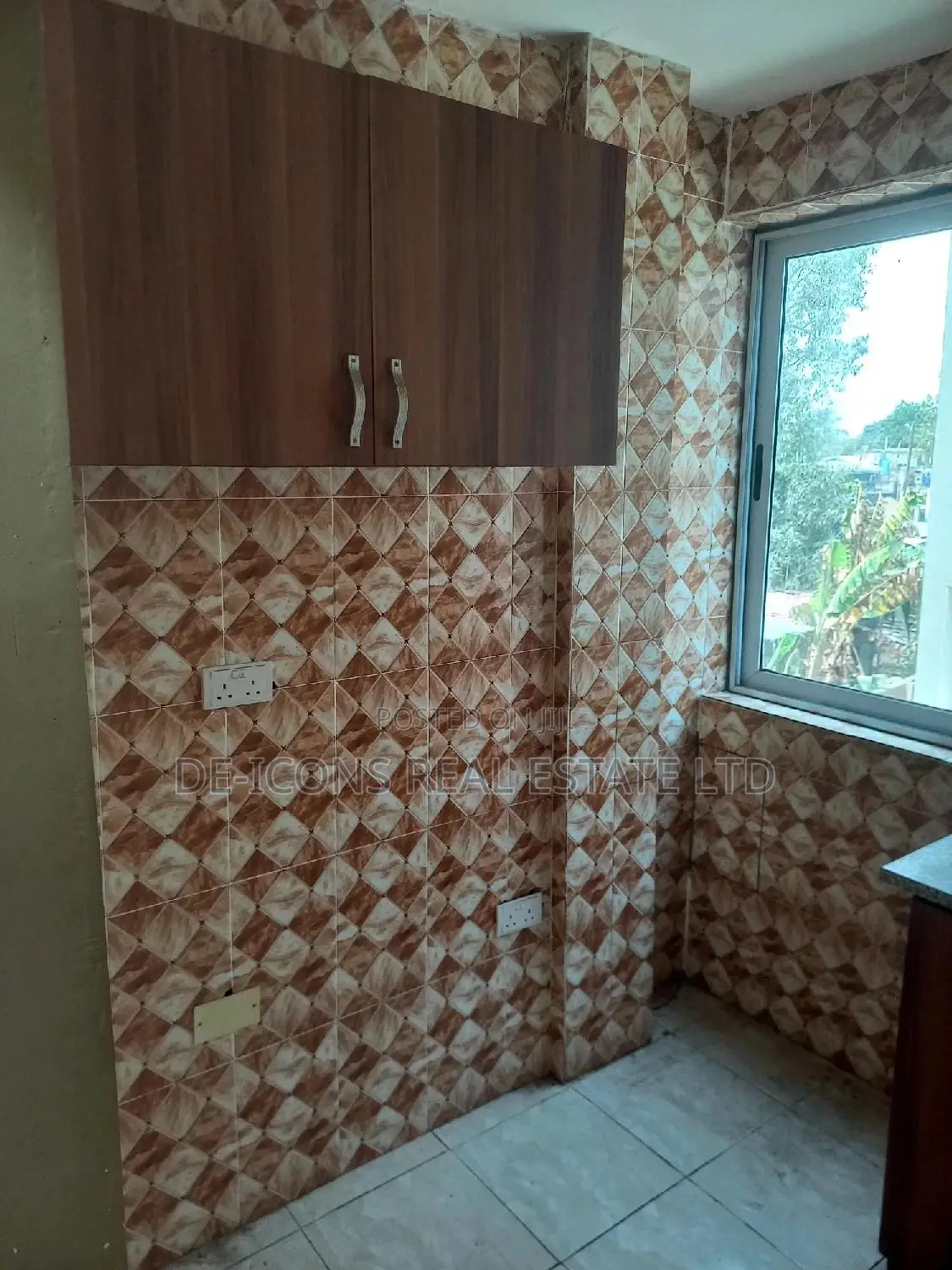 1bdrm Duplex in De-Icons Real Estate, Ga South Municipal for rent