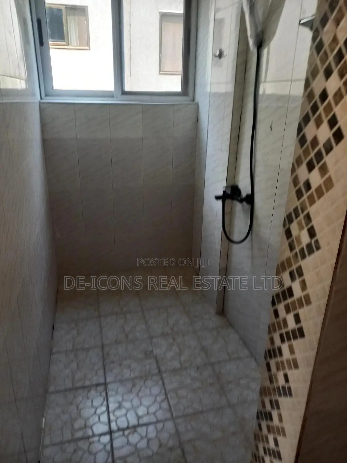 1bdrm Duplex in De-Icons Real Estate, Ga South Municipal for rent