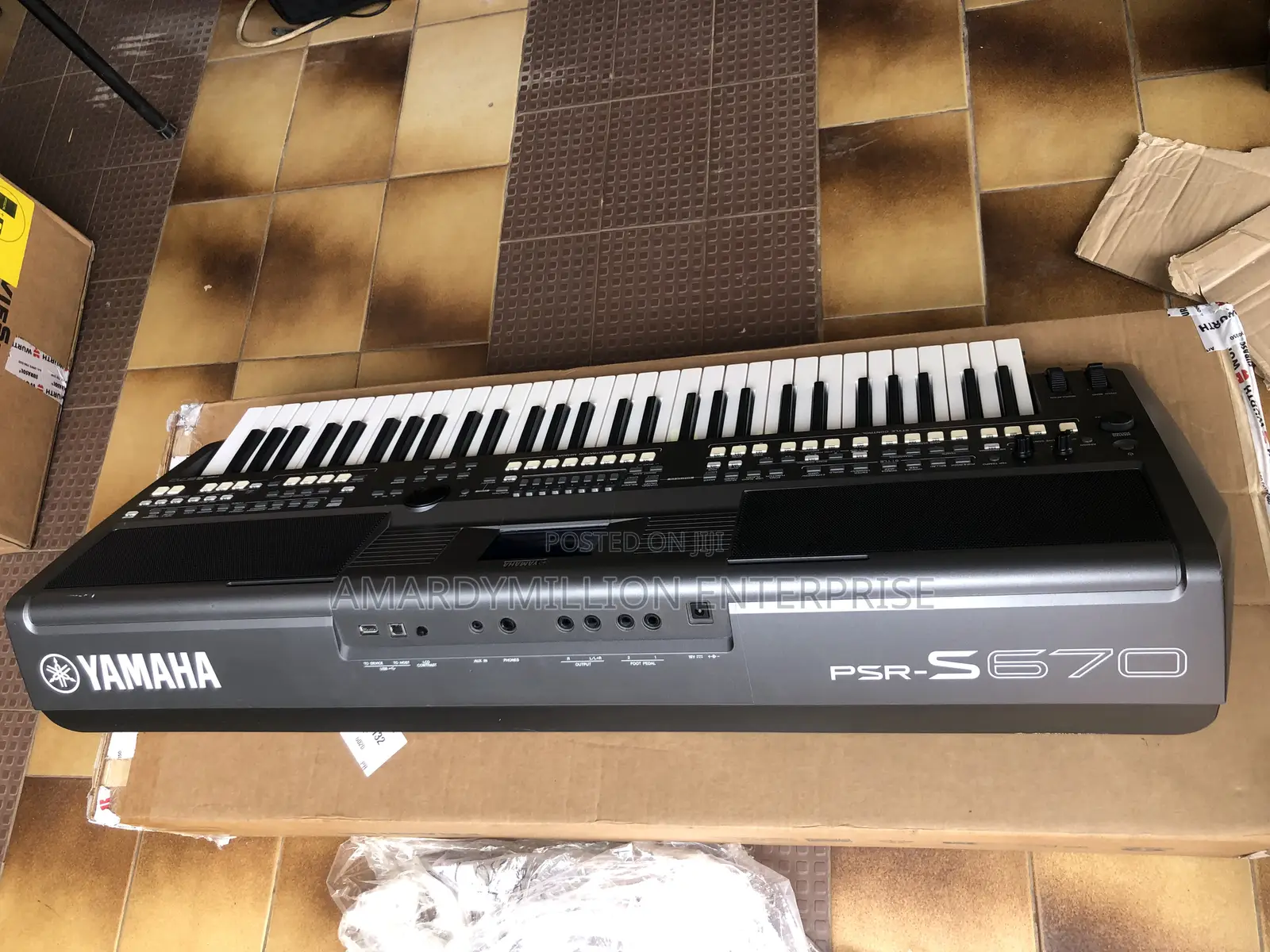 Yamaha Keyboard PSR-S670