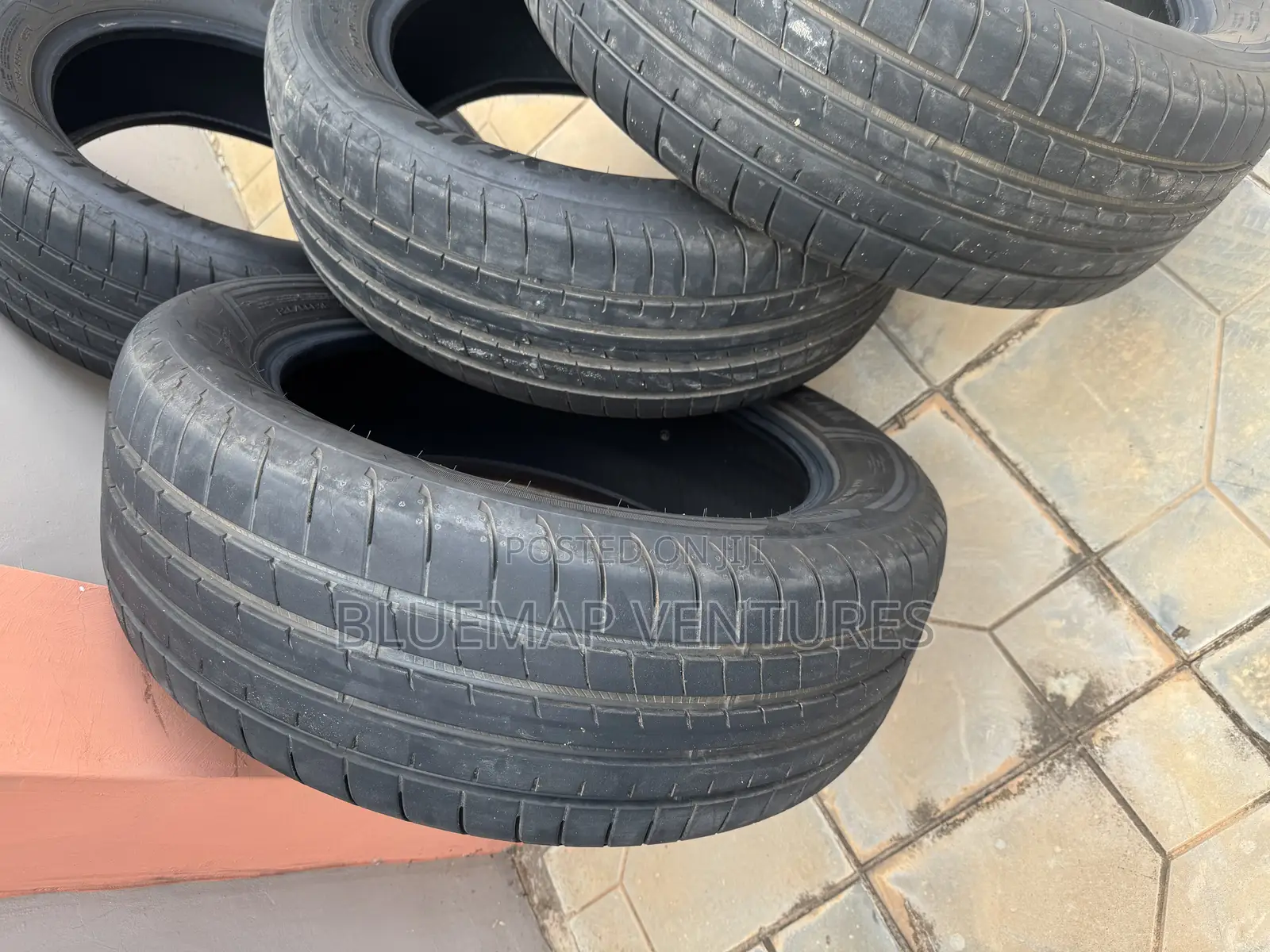 Goodyear 235/55r19 Tires in Perfect Condition