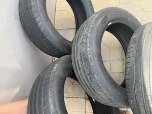 Goodyear 235/55r19 Tires in Perfect Condition