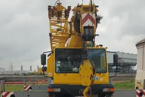 Crane Rentals | 35 Ton Liebherr LTM 1030 Mobile Crane