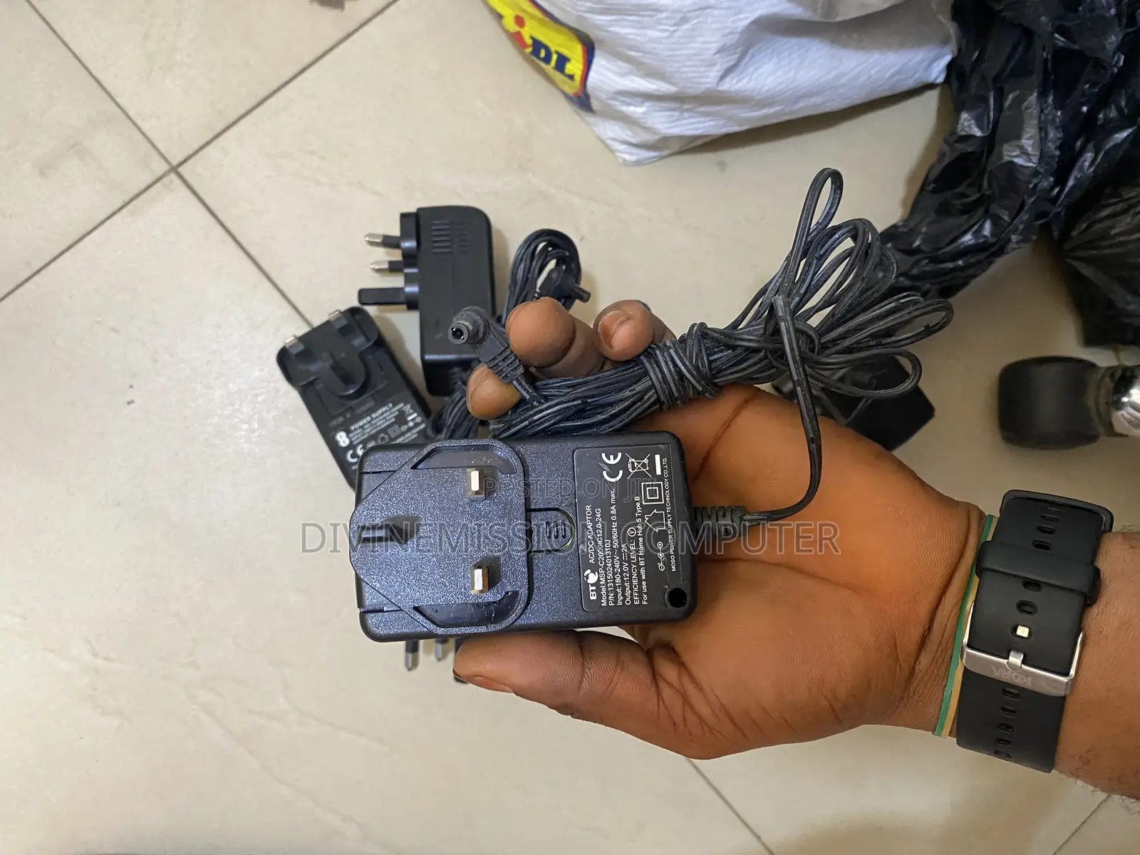 Uk Used 12v,3a,2.5a,2a.Adapters With 3 Pin