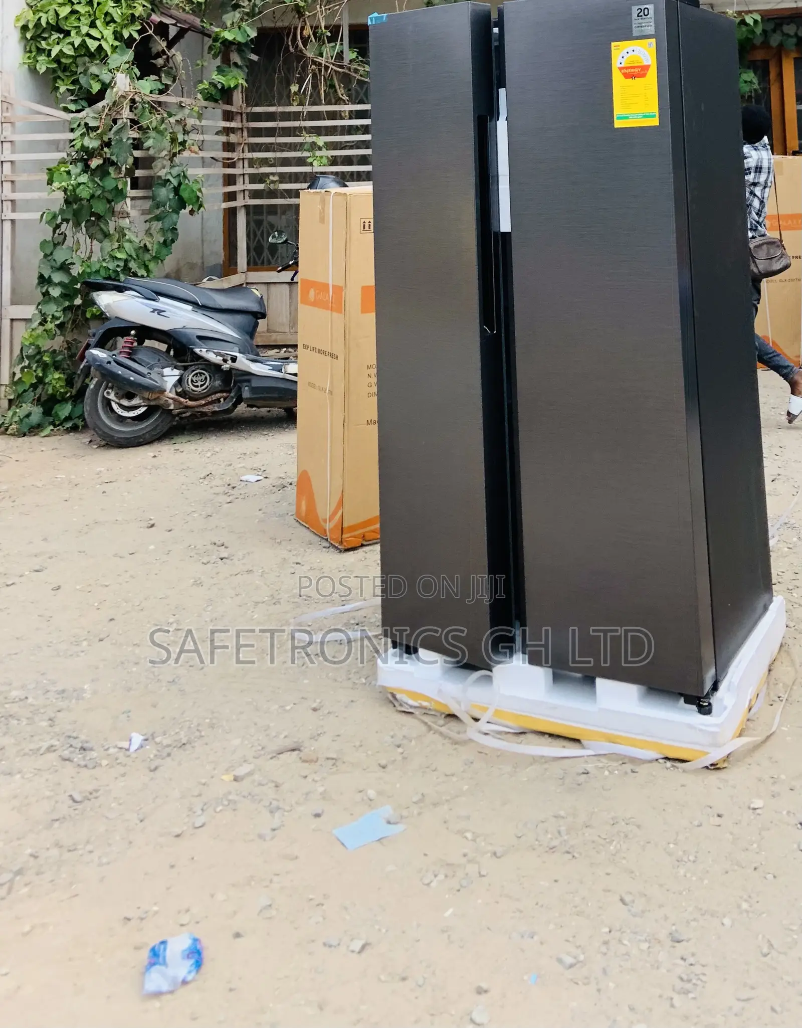 Kindly Choose 583 Liters Sidebyside Samsung Grey Fridge