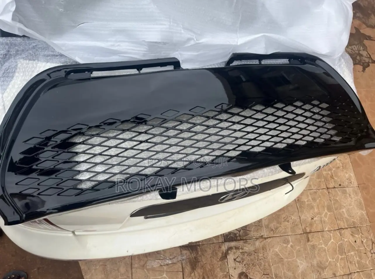 Corolla 2017,2018,2019 Down Bumper Grille/Shells Sports