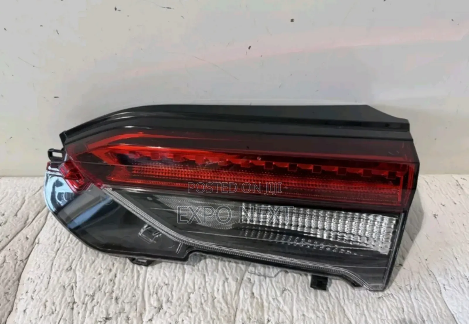 Toyota Rav4 Tail Light and Booth Light 2016-2020