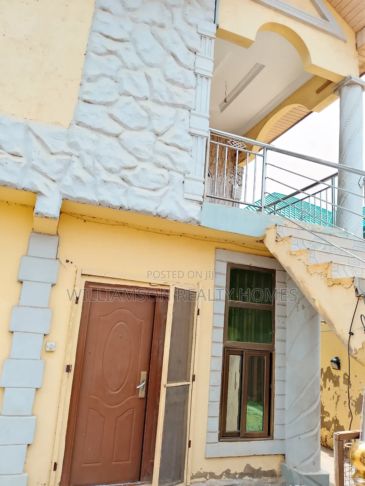 1bdrm Apartment in Hfc Estate Area, Spintex for rent