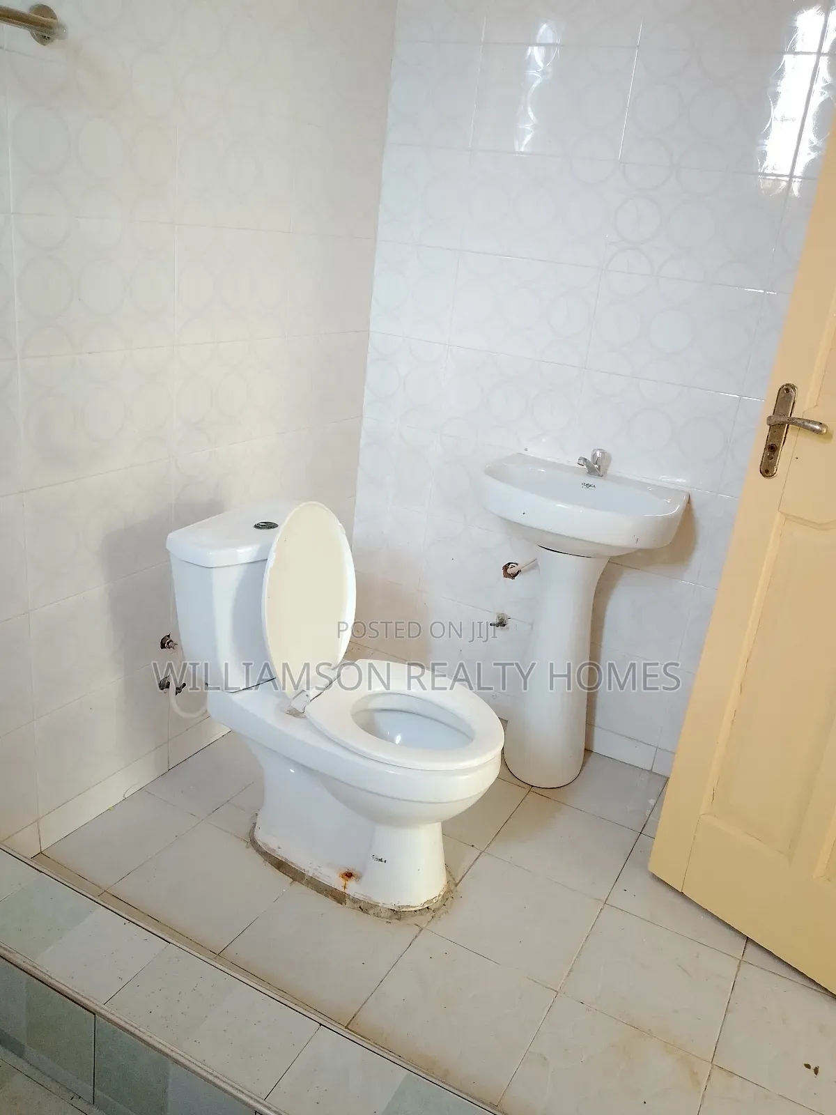 1bdrm Apartment in Hfc Estate Area, Spintex for rent