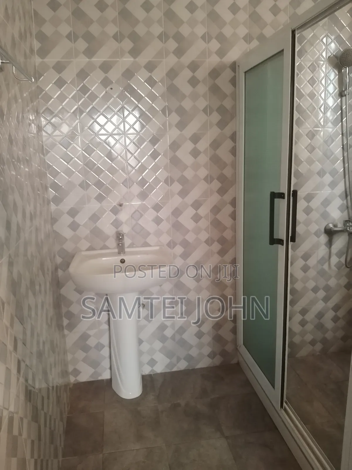 2bdrm Apartment in Sinco Properties, Ashaley Botwe for rent
