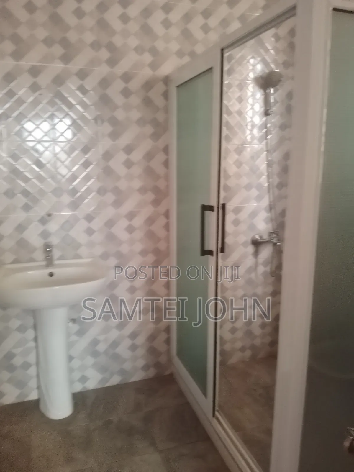 2bdrm Apartment in Sinco Properties, Ashaley Botwe for rent