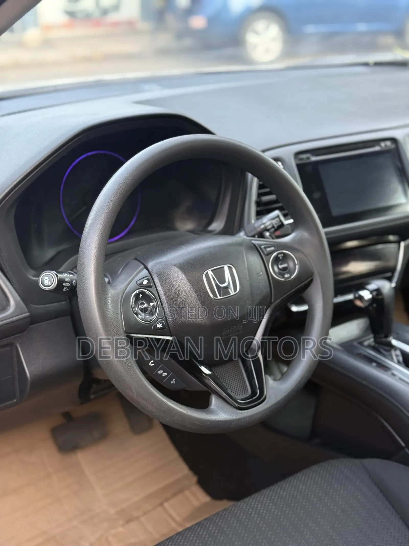Honda HR-V 4dr SUV (1.5L 4cyl CVT) 2016 White