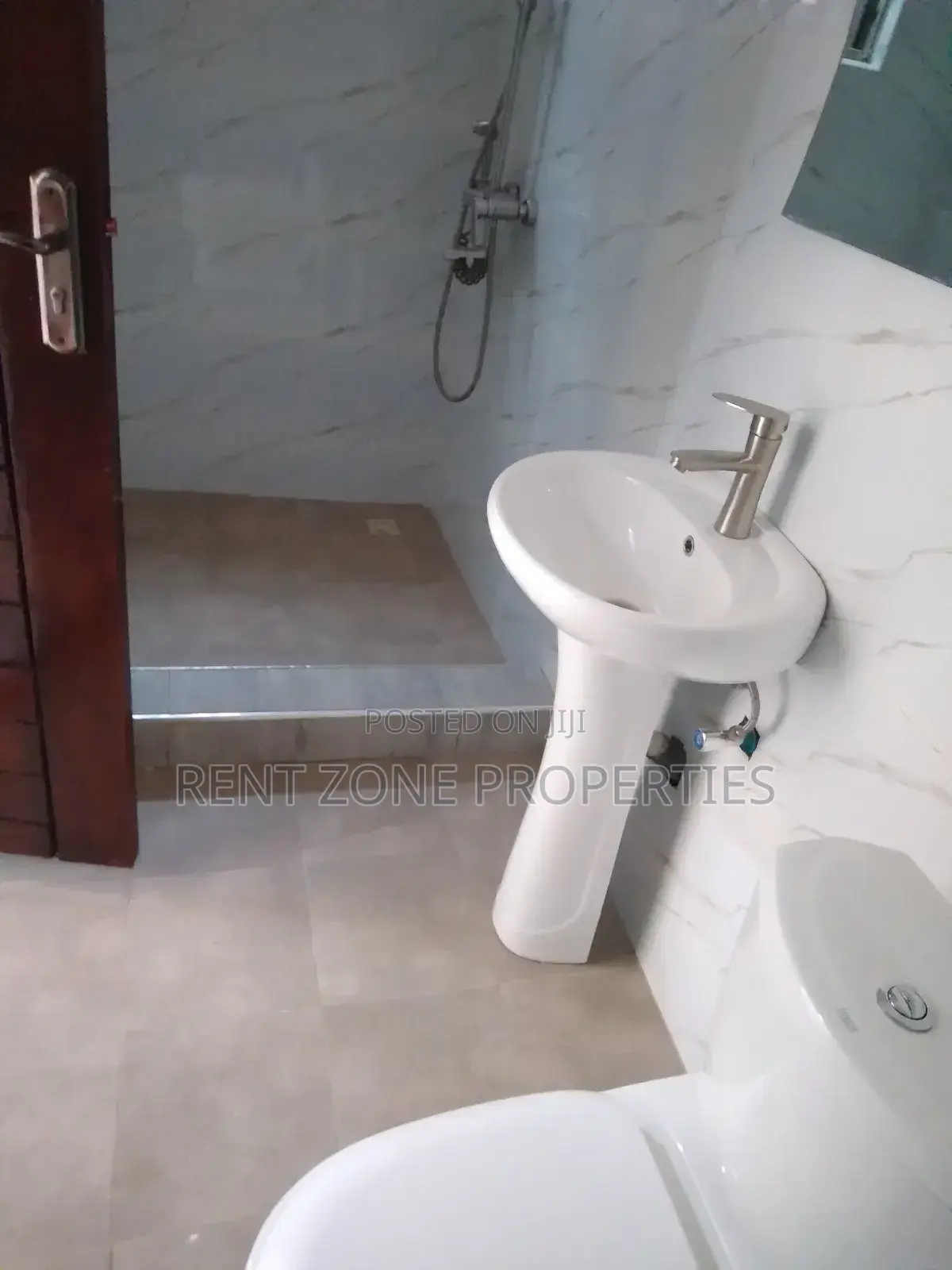 2bdrm Apartment in Rent Zone Properties, Ofankor for rent