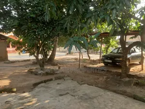 8bdrm House in Kenyasi Adwumam, Kumasi Metropolitan for sale