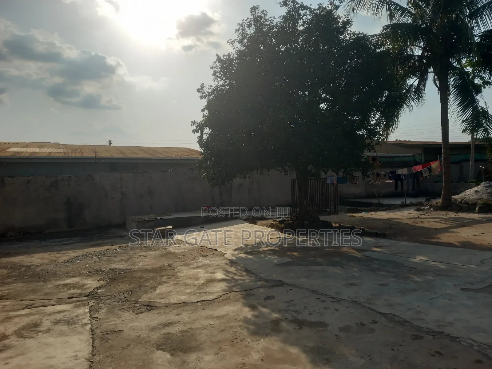 8bdrm House in Kenyasi Adwumam, Kumasi Metropolitan for sale