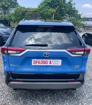 Toyota RAV4 2022 Blue