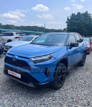 Toyota RAV4 2022 Blue