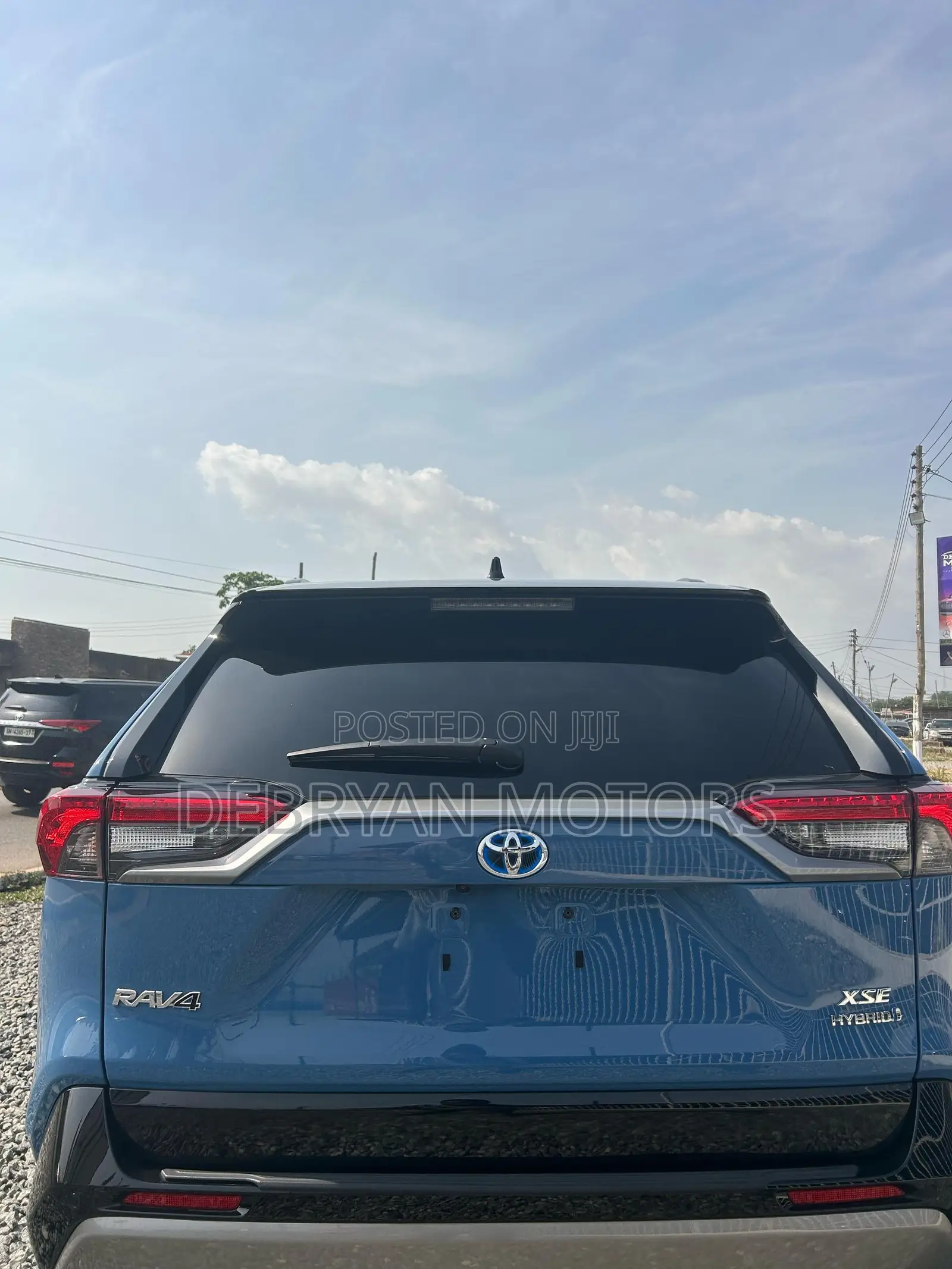 Toyota RAV4 2023 Blue