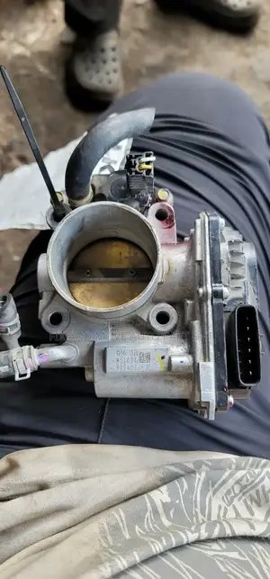 Honda Civic 2006-2011 Throttle(Engine Mouth) Available
