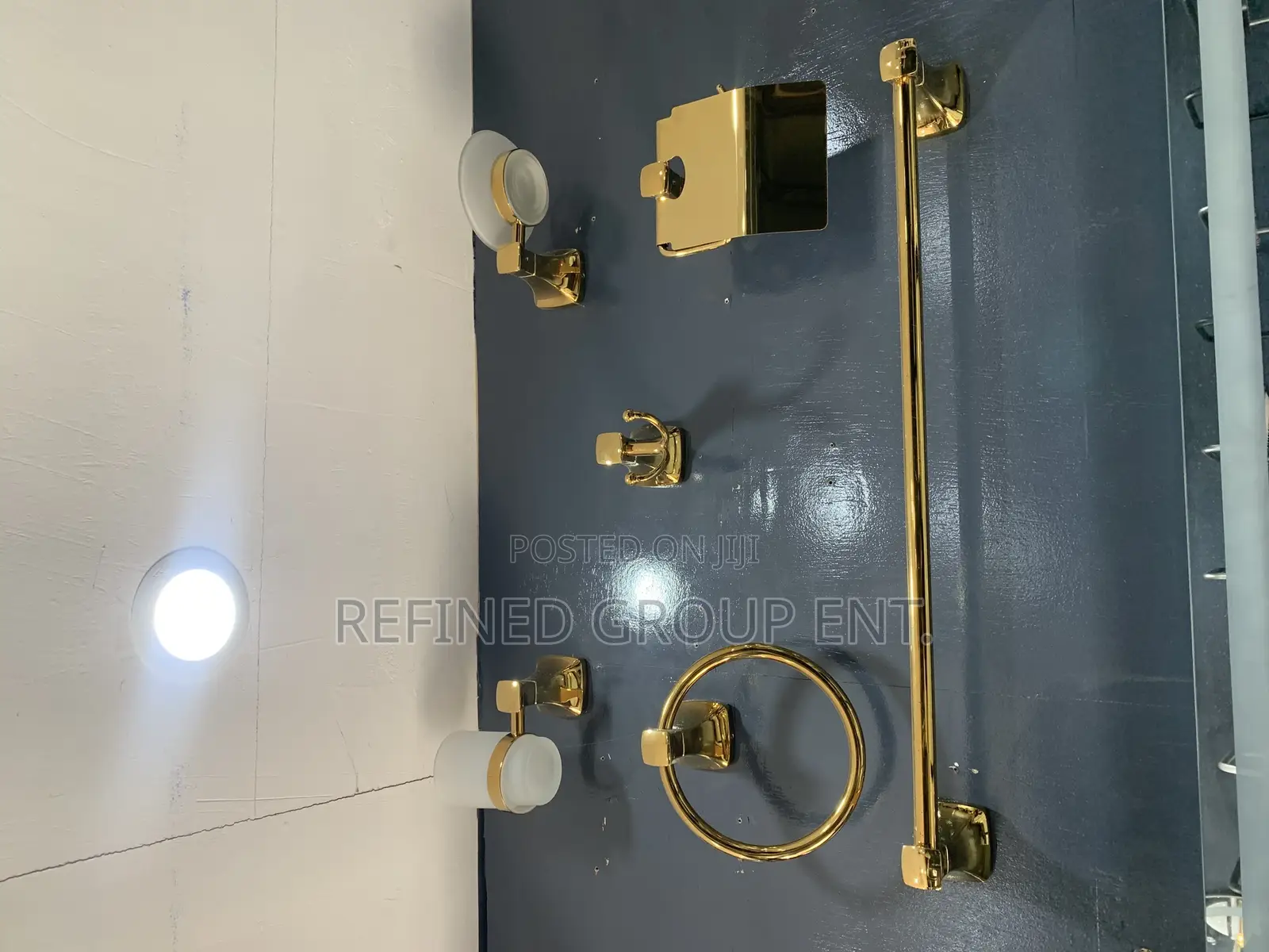 Bathroom Accessories Set.