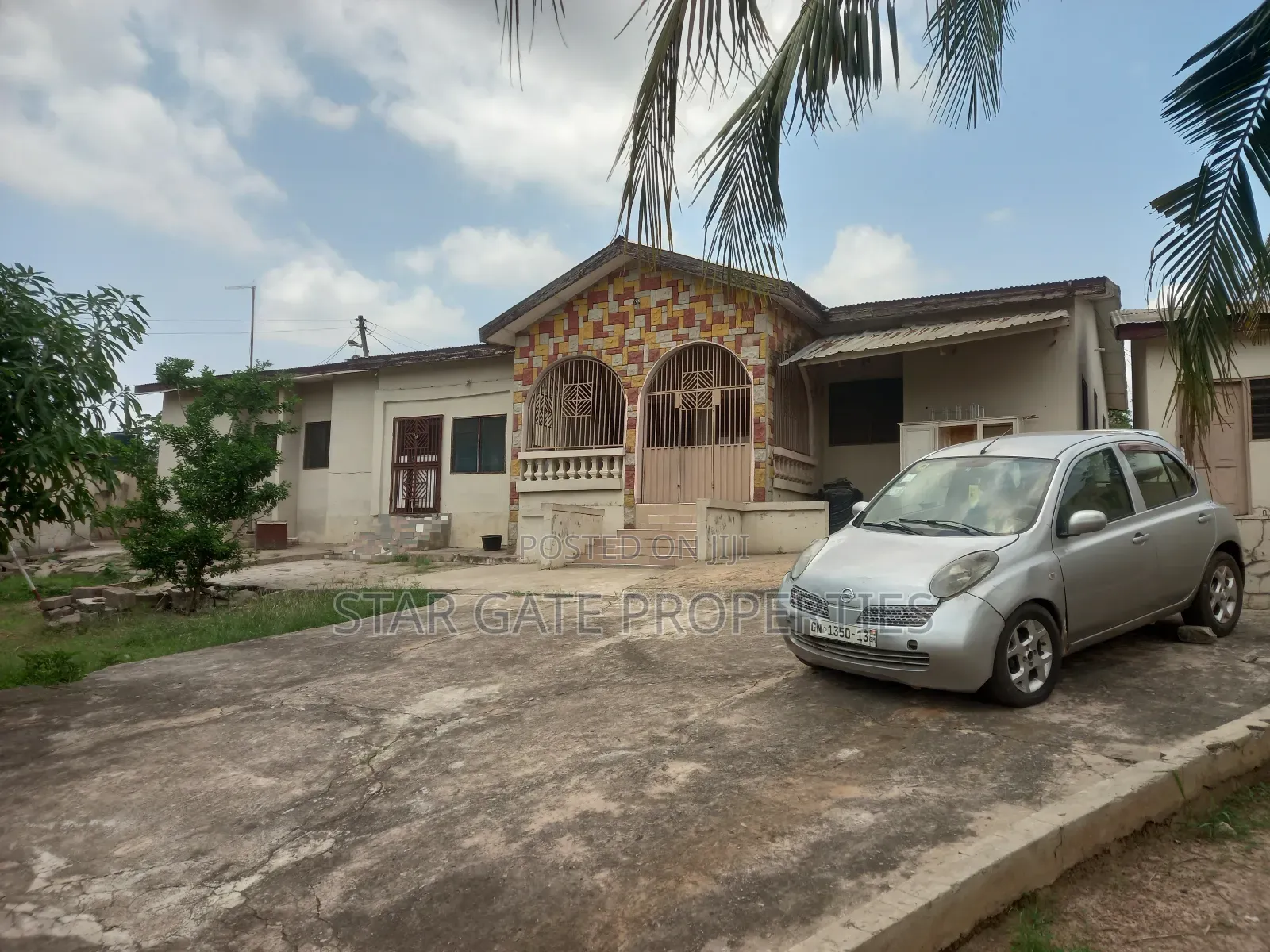 8bdrm House in Ejisu Adadientem for sale