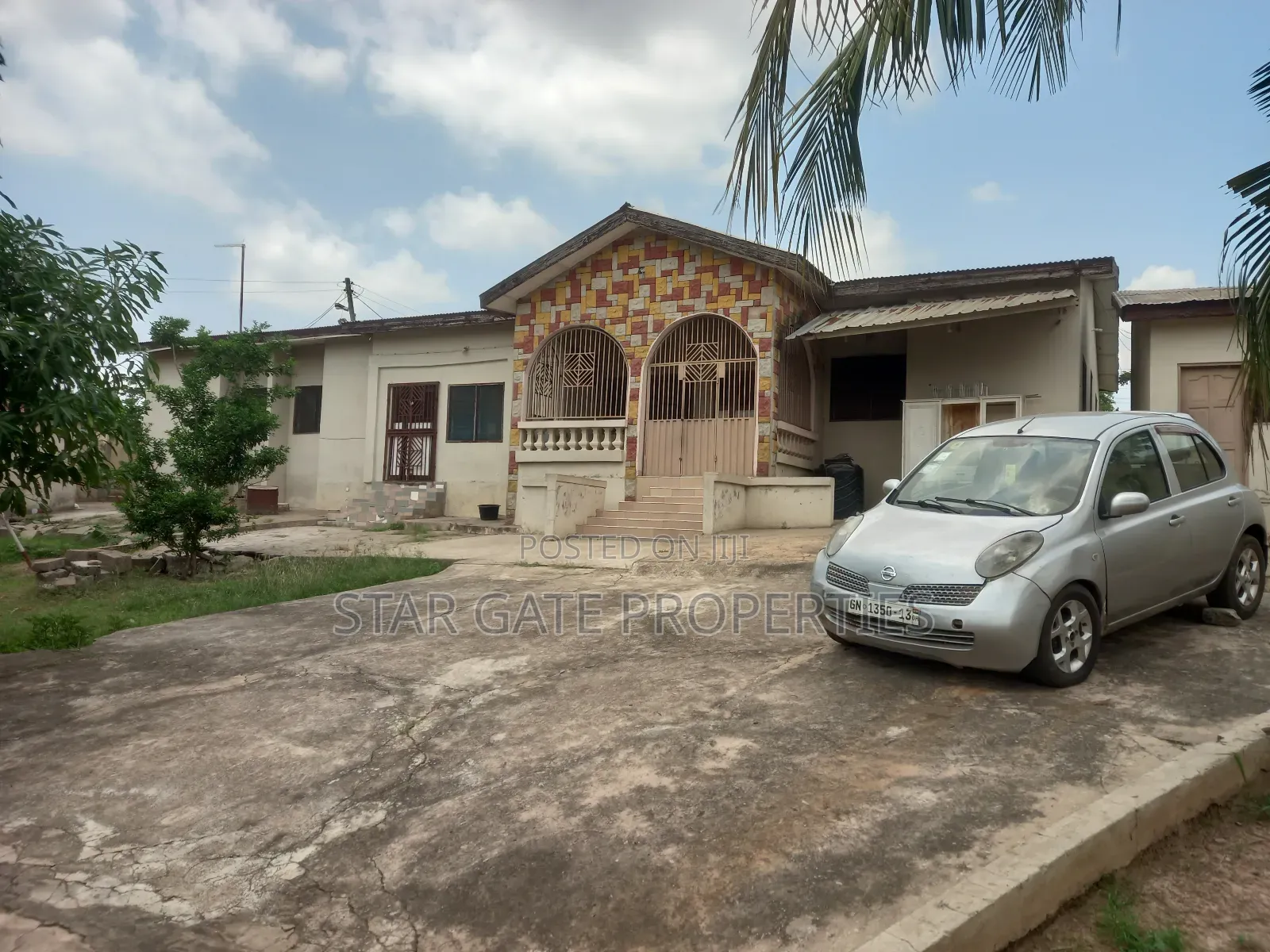 8bdrm House in Ejisu Adadientem for sale