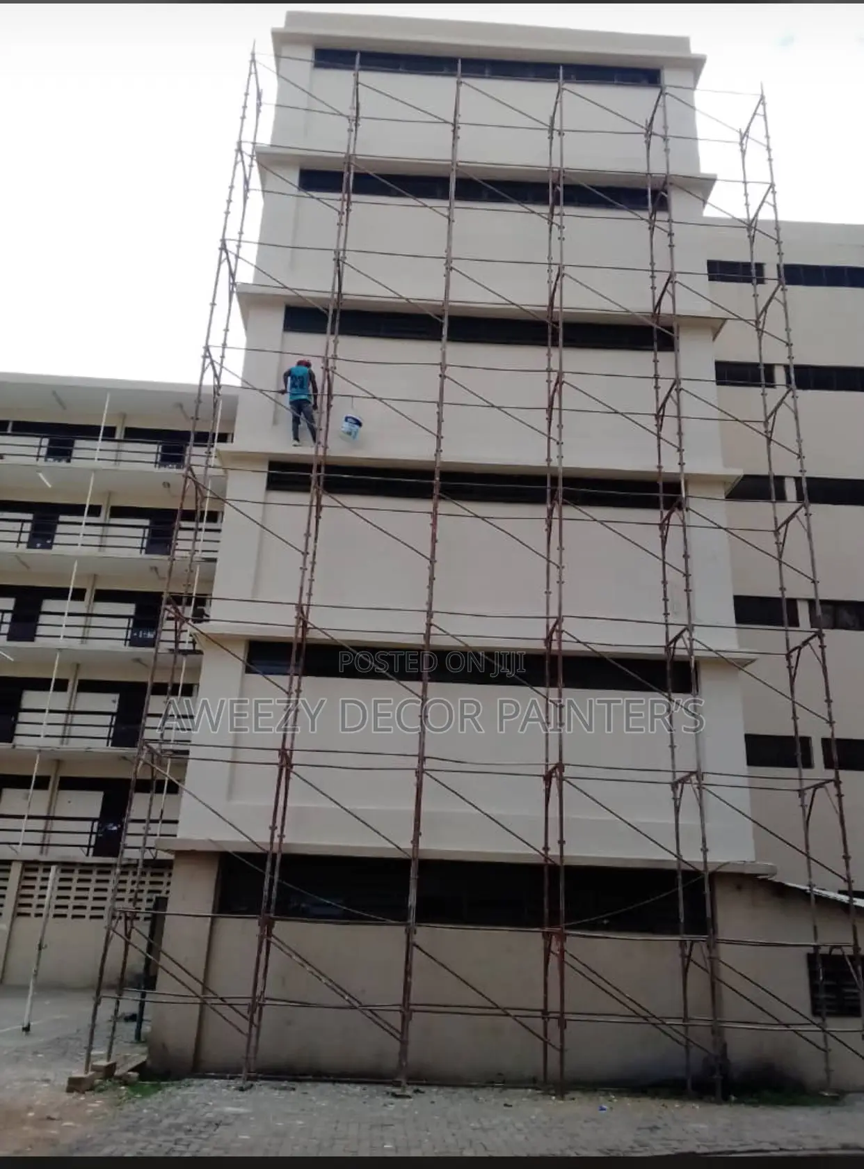 Graffiato Paint and Installation Ongoing on Cool Price