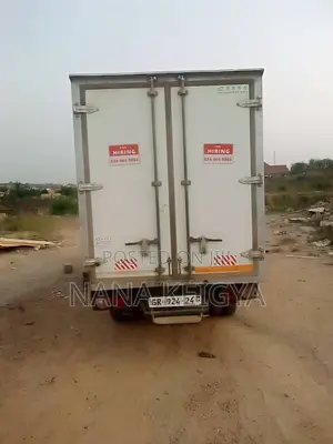 10 Footer Truck for Rentals