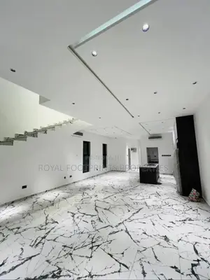 4bdrm House in Luxelooks Properties, Ashaley Botwe for sale