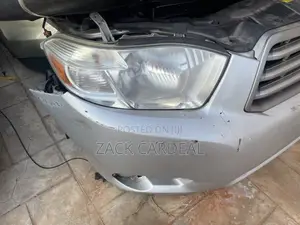 Toyota Highlander 2008 Front Cut Available