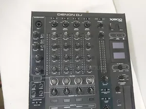 Denon X1800 Prime Dj Mixer
